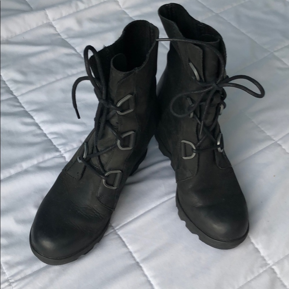 Sorel Joan of Arctic Wedge II boot
